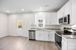 907 W Georgia Ave, Bessemer City, NC 28016 - Photo 9