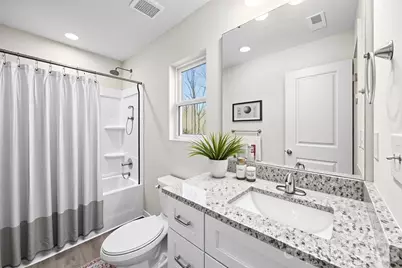 907 W Georgia Avenue, Bessemer City, NC 28016 - Photo 23