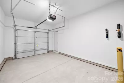 907 W Georgia Avenue, Bessemer City, NC 28016 - Photo 33