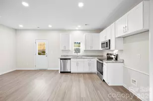 907 W Georgia Ave, Bessemer City, NC 28016 - Photo 11