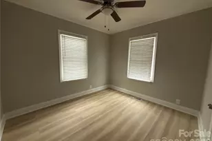 2431 Carmine St, Charlotte, NC 28206 - Photo 9