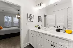 648 W End Dr, Charlotte, NC 28208 - Photo 35