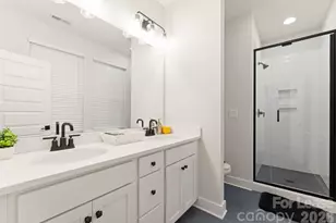 648 W End Dr, Charlotte, NC 28208 - Photo 33