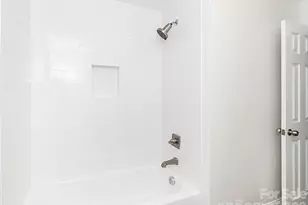 1701 Irma St, Charlotte, NC 28216 - Photo 25