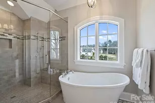 104 Crest Ct, Matthews, NC 28104 - Photo 37