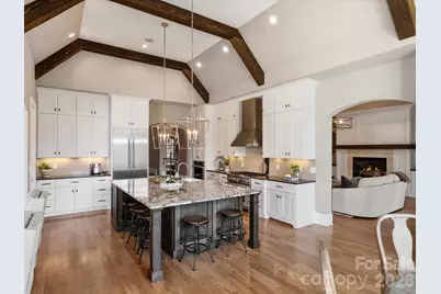 104 Crest Court, Matthews, NC 28104 - Photo 13