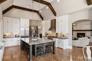 104 Crest Ct, Matthews, NC 28104 - Photo 13