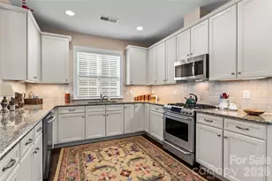 18318 Glenealy Dr, Cornelius, NC 28031 - Photo 15