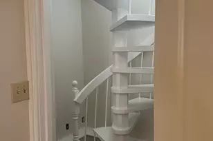 407 W 9th St, Charlotte, NC 28202 - Photo 23