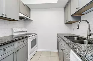 430 Queens Rd, Charlotte, NC 28207 - Photo 9