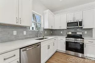 216 Magnolia St, Statesville, NC 28677 - Photo 13