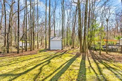 5620 Running Wood Lane, Charlotte, NC 28215 - Photo 37