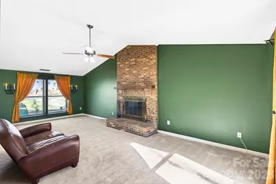 5620 Running Wood Lane, Charlotte, NC 28215 - Photo 9