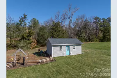 152 N Quail Run, Forest City, NC 28043 - Photo 35