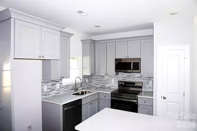 1022 W C Street, Kannapolis, NC 28081 - Photo 7