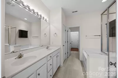 8649 Brookings Drive, Charlotte, NC 28269 - Photo 13