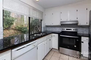 8401 Barncliff Rd, Charlotte, NC 28227 - Photo 9