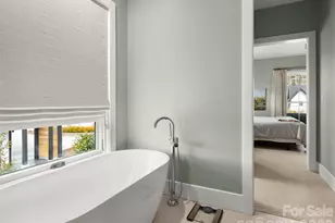 206 Kelmscott Ln, Asheville, NC 28803 - Photo 29