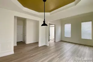 9224 Aloysia Ln, Charlotte, NC 28269 - Photo 7