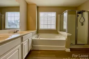 9224 Aloysia Ln, Charlotte, NC 28269 - Photo 17