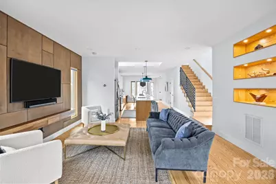 2553 Elkwood Circle, Charlotte, NC 28205 - Photo 17