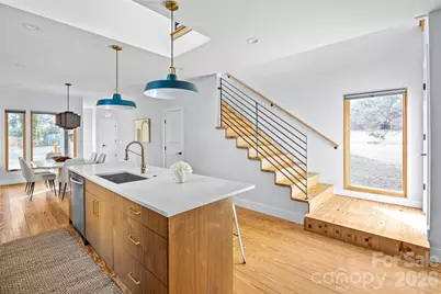 2553 Elkwood Circle, Charlotte, NC 28205 - Photo 11