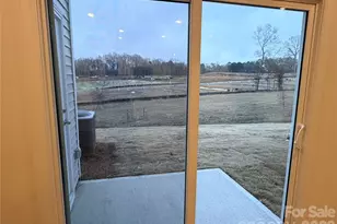 8112 Hidden Spgs Trl, Charlotte, NC 28216 - Photo 7