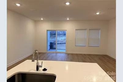 8112 Hidden Springs Trail, Charlotte, NC 28216 - Photo 9