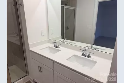 8112 Hidden Springs Trail, Charlotte, NC 28216 - Photo 17