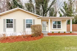 7829 Cloughy Cir, Charlotte, NC 28212 - Photo 3