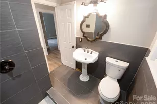 2122 Kilborne Dr, Charlotte, NC 28205 - Photo 15