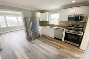 2122 Kilborne Dr, Charlotte, NC 28205 - Photo 9