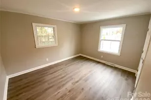 2122 Kilborne Dr, Charlotte, NC 28205 - Photo 13