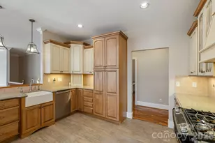 16 Winterberry Dr, Hendersonville, NC 28739 - Photo 17