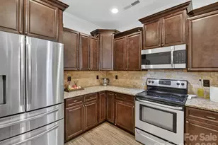 4043 Avis Wy, Monroe, NC 28110 - Photo 9