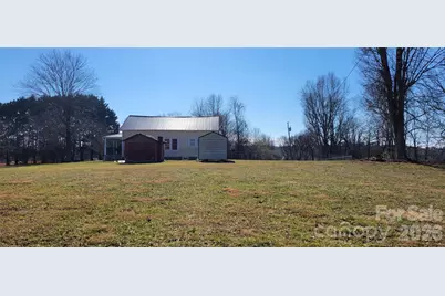 2601 Country Acres Place, Hudson, NC 28638 - Photo 5