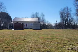 2601 Country Acres Pl, Hudson, NC 28638 - Photo 5