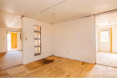 682 Grant Drive, Roanoke Rapids, NC 27870 - Photo 15