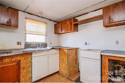 682 Grant Drive, Roanoke Rapids, NC 27870 - Photo 9