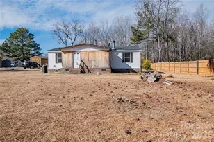 682 Grant Dr, Roanoke Rapids, NC 27870 - Photo 1