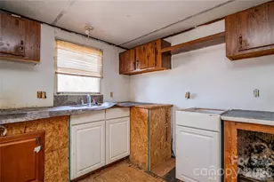 682 Grant Dr, Roanoke Rapids, NC 27870 - Photo 13