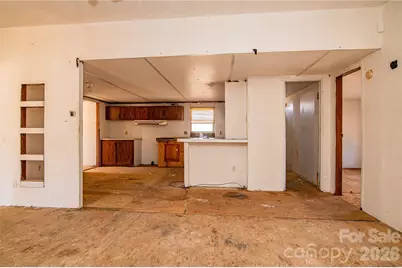 682 Grant Drive, Roanoke Rapids, NC 27870 - Photo 9