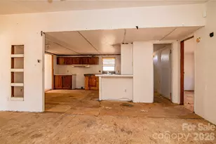 682 Grant Dr, Roanoke Rapids, NC 27870 - Photo 9