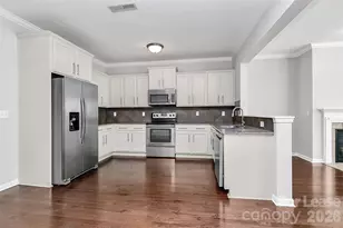 8116 Dumphries Dr, Huntersville, NC 28078 - Photo 3