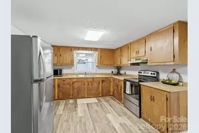 16180 US Hwy 19W Highway, Green Mountain, NC 28740 - Photo 11