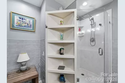 2208 E Cumming Woods Lane, Hendersonville, NC 28739 - Photo 17