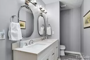 2208 E Cumming Woods Ln, Hendersonville, NC 28739 - Photo 25