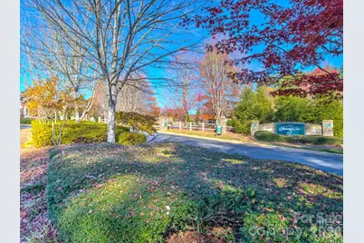 2208 E Cumming Woods Lane, Hendersonville, NC 28739 - Photo 35