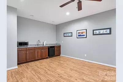 2208 E Cumming Woods Lane, Hendersonville, NC 28739 - Photo 29