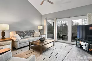 2208 E Cumming Woods Ln, Hendersonville, NC 28739 - Photo 7